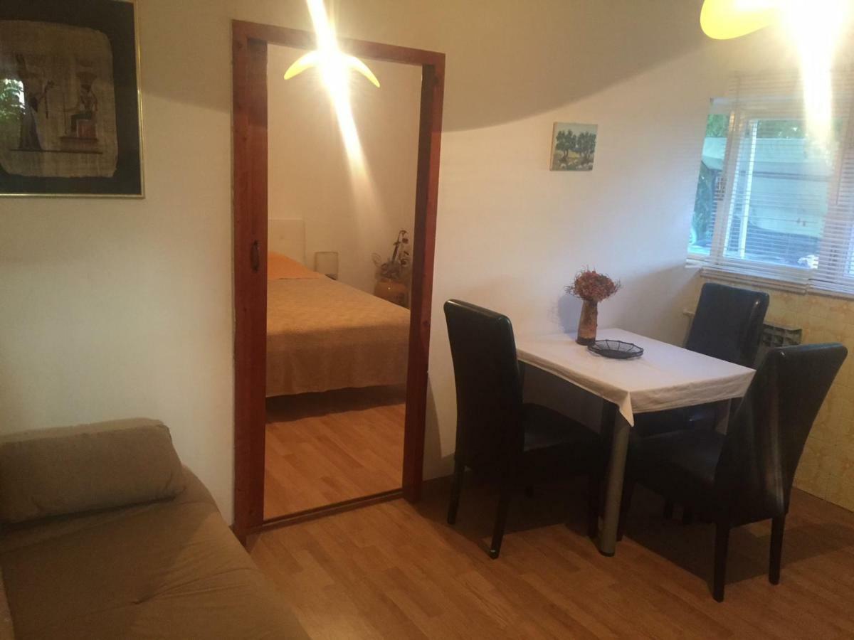 Tea1 Apartman Póla Kültér fotó